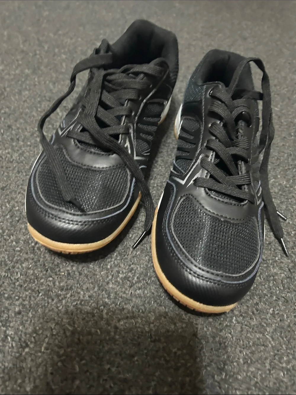 bcg Black Athletic Sneakers with Gum Outsole